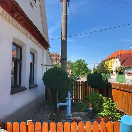 Venkovsky Dum S Kovarnou *